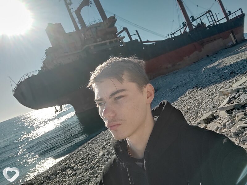 Кирилл, 20, Новороссийске — анкета №3246612