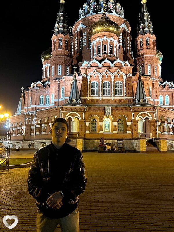 Айдар, 22, Москве — анкета №3246921