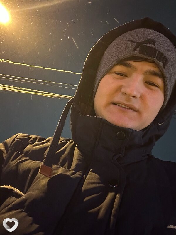 Isroiljon, 20, Якутске — анкета №3247335