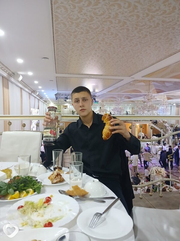 Роман, 18, Новосибирске — анкета №3247590