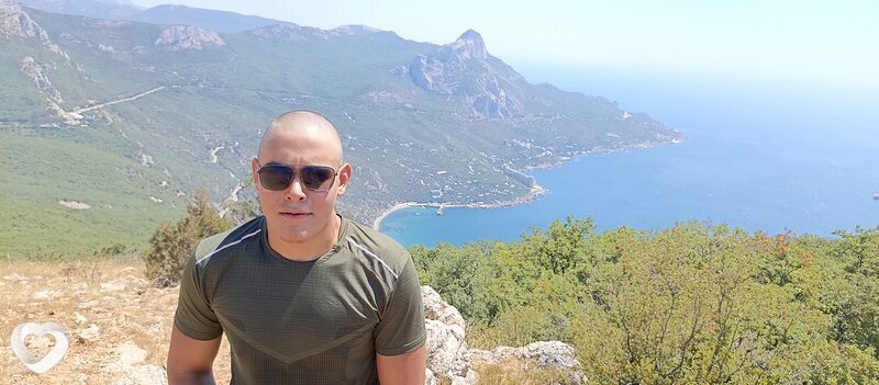 Александр, 19, Евпатории — анкета №3249024