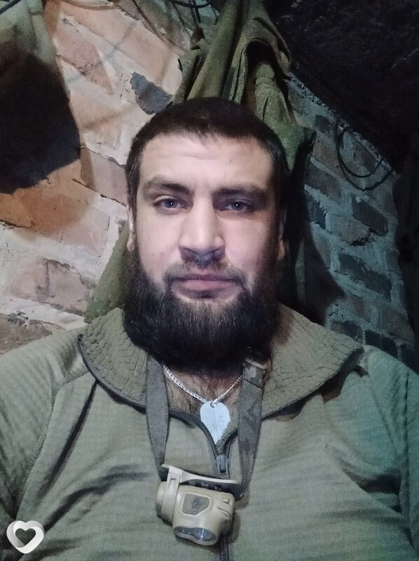 Макар, 27, Заринске — анкета №3249785