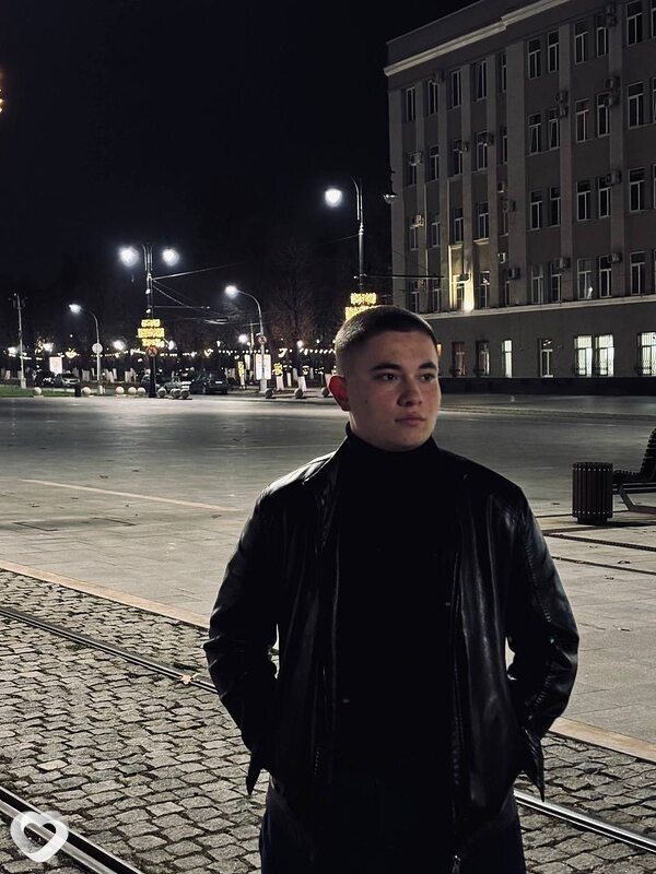 Артур, 21, Владикавказе — анкета №3250239