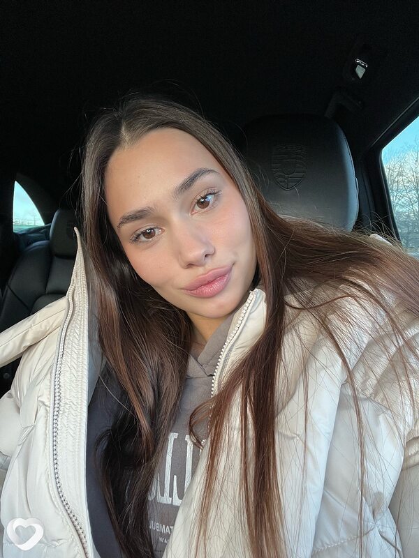 Алина, 21, Санкт-Петербурге — анкета №3250129