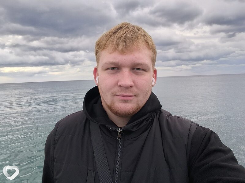 Стас, 21, Алуште — анкета №3250325
