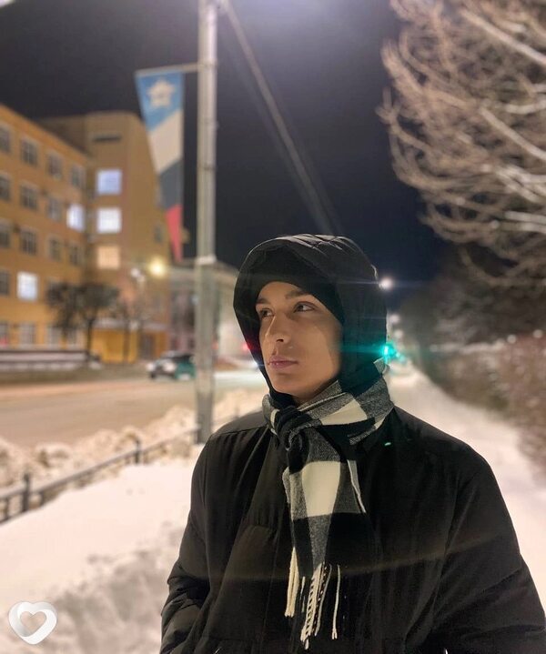 Артем, 21, Смоленске — анкета №3250457