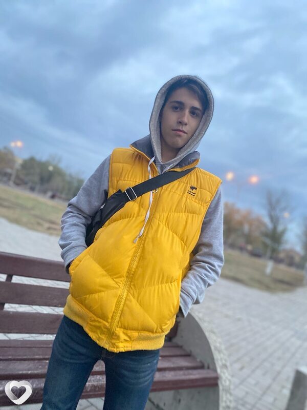 Артём, 22, Караганде — анкета №3250467