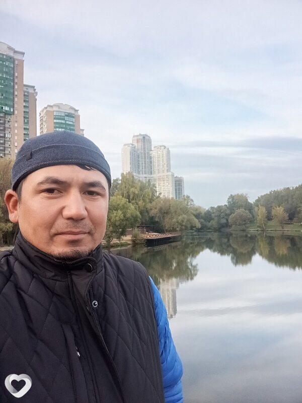 Азат, 32, Москве — анкета №3250687