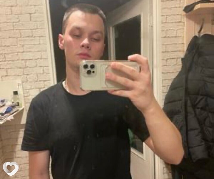 Евгений, 22, Миассе — анкета №3250719