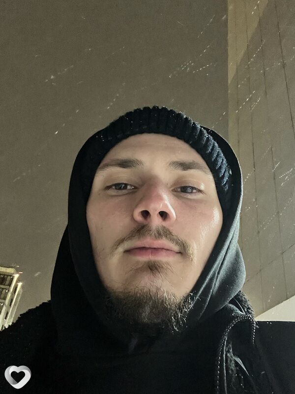Артур, 24, Сургуте — анкета №3250833