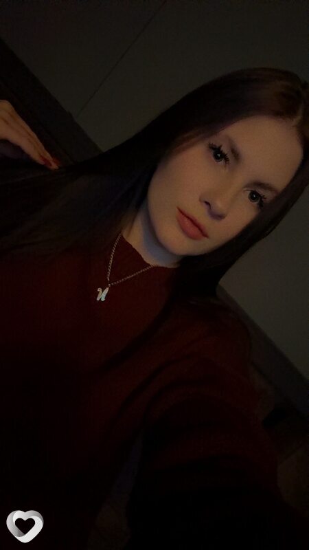 Ирина, 21, Курске — анкета №3251310
