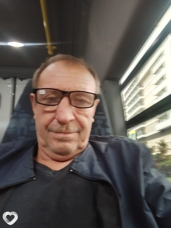 Андрей, Адлер