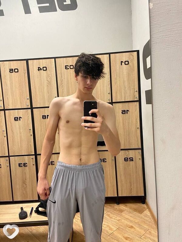 Максим, 22, Новосибирске — анкета №3251466