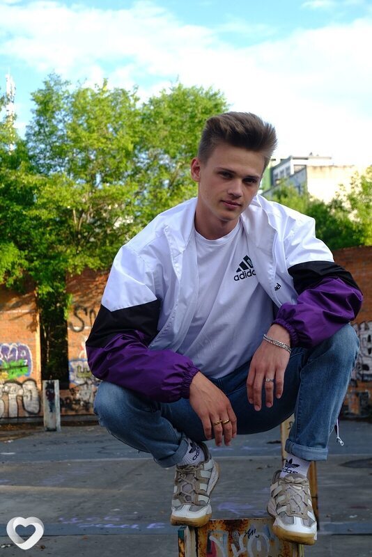 Демьян, 21, Новосибирске — анкета №3253235