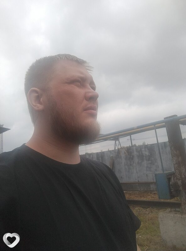 Артём, 29, Ижевске — анкета №3252284