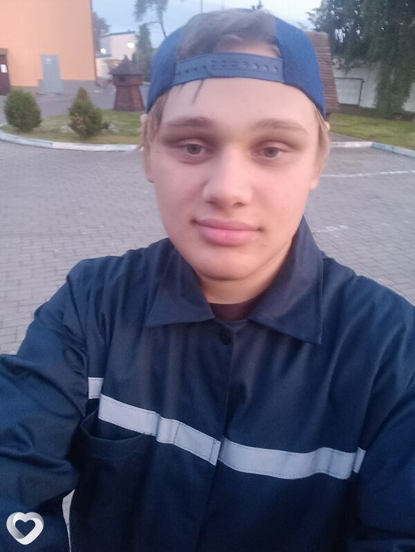 Евгений, 21, Волковыске — анкета №3253266