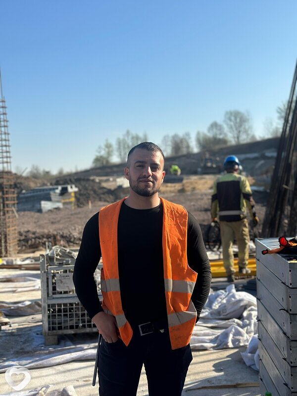 Yiğit, Краков