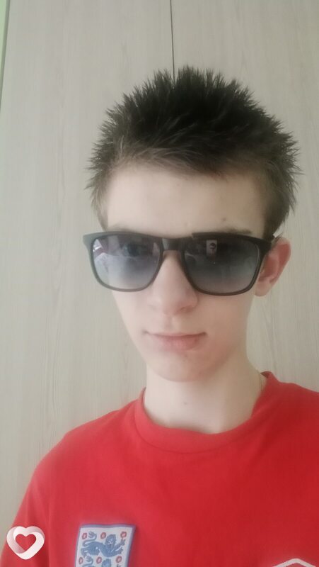 Максим, 19, Львове — анкета №3253869