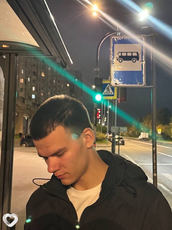 Артем, 21, Санкт-Петербурге — анкета №3254205