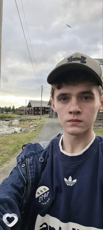 Матвей, 19, Москве — анкета №3255500