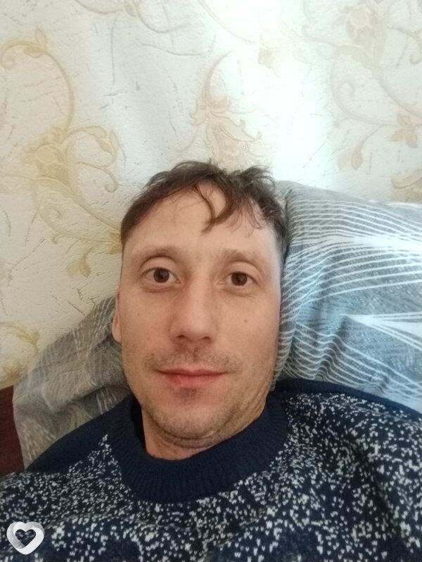 Саша, Стрежевой
