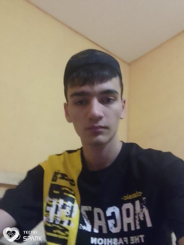 Мухаммадрофь, 19, Санкт-Петербурге — анкета №3257070