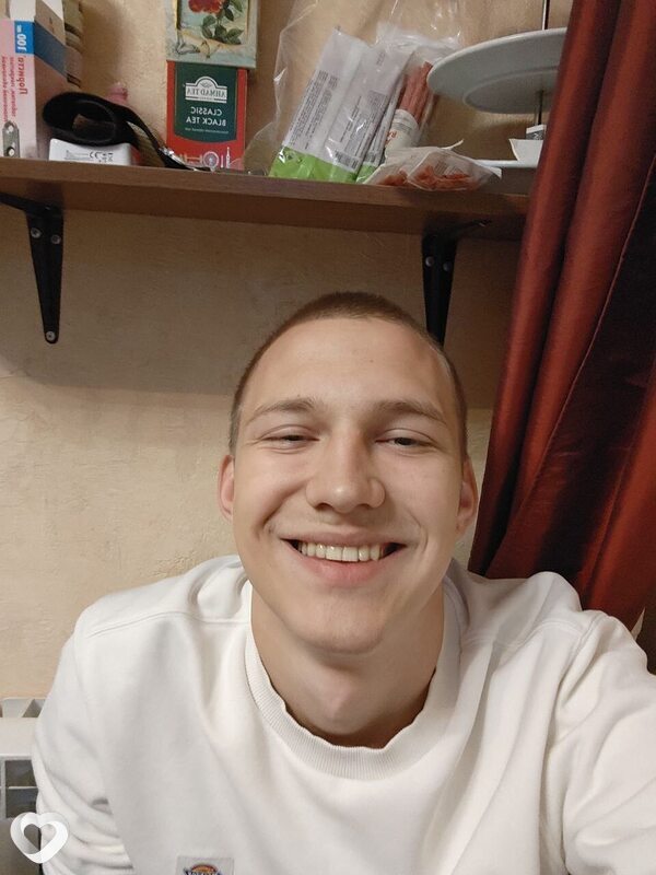 Илья, 21, Калининграде — анкета №3256982