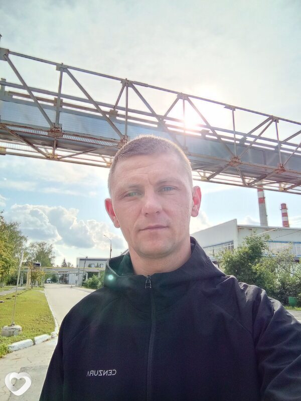 Олег, 28, Самаре — анкета №3258239