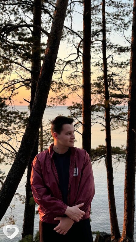 Арсений, 20, Санкт-Петербурге — анкета №3260455