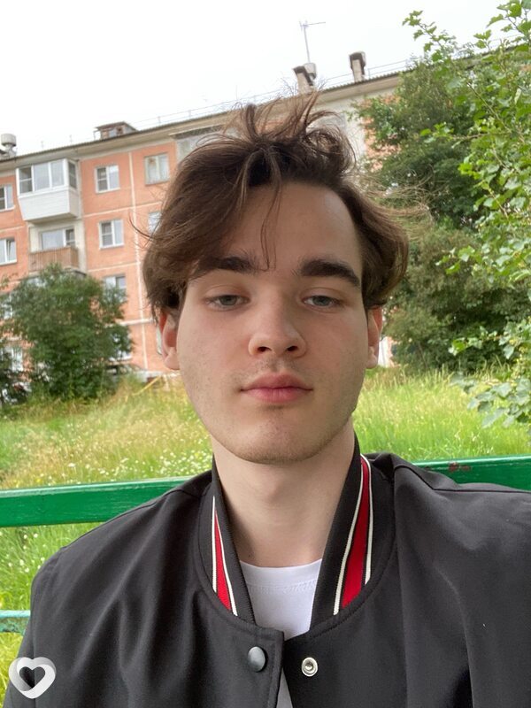 Александр, 22, Екатеринбурге — анкета №3260580