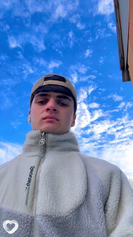 Алик, 21, Барнауле — анкета №3261287