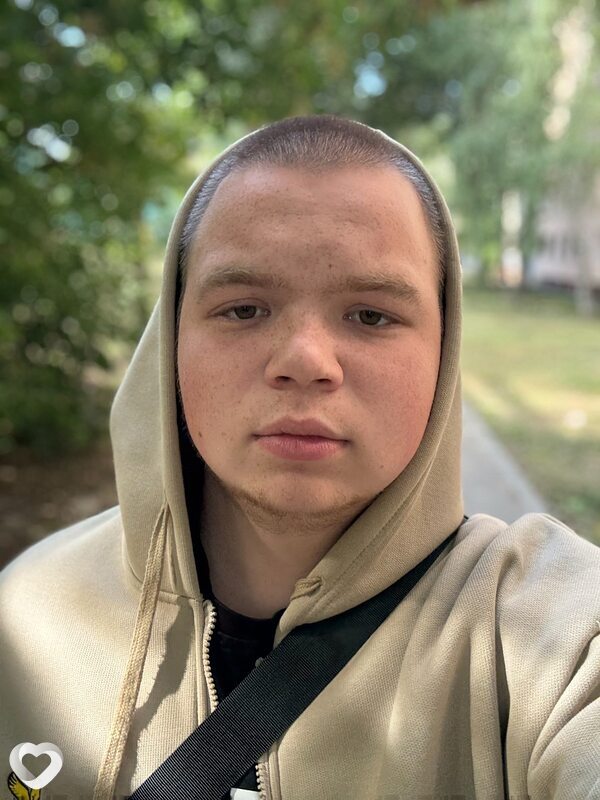 Александр, 19, Саратове — анкета №3261109