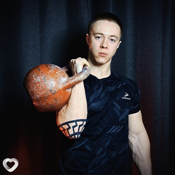 Илья, 23, Иванове — анкета №3263086