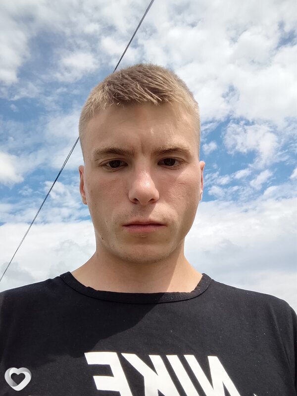 Влад, 22, Екатеринбурге — анкета №3264145