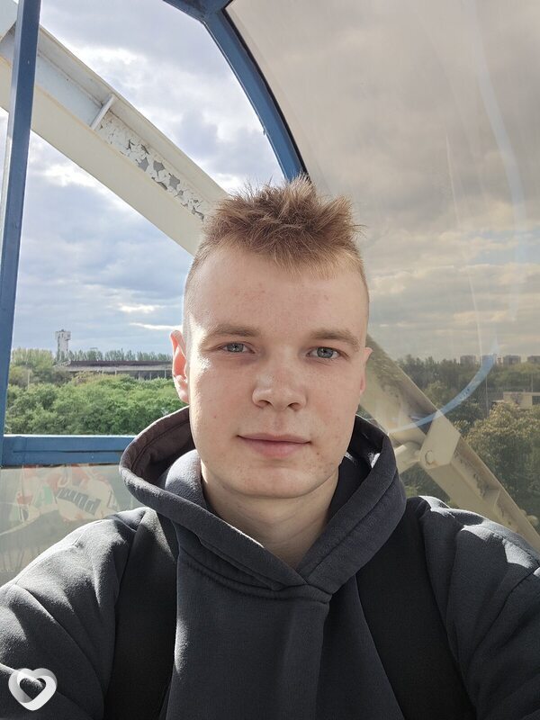 Максим, 25, Донецке — анкета №3264209