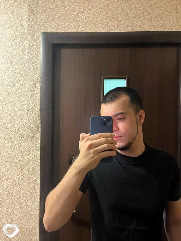 Дмитрий, 18, Ульяновске — анкета №3264378