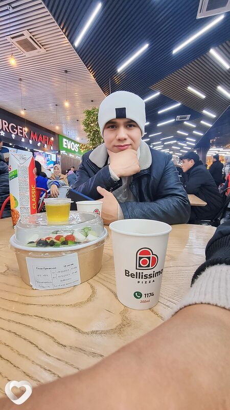 Шахбоз, 23, Москве — анкета №3264880