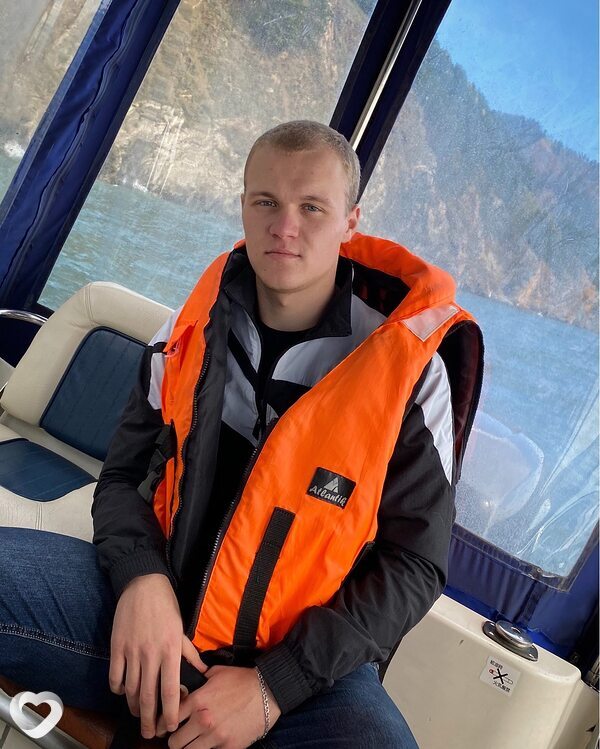 Кирилл, 28, Усолье-Сибирское — анкета №3265212