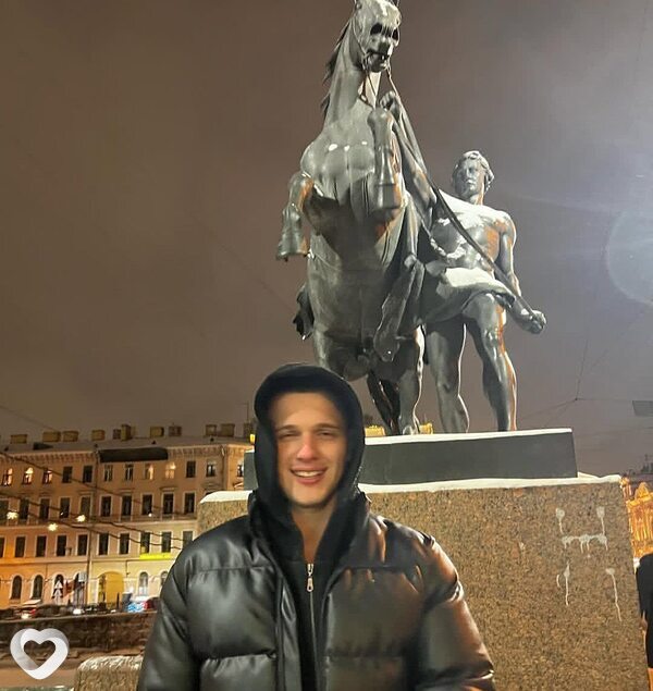Артем, 25, Луганске — анкета №3265373