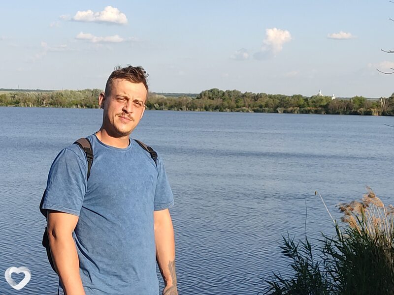 Дмитрий, 31, Луганске — анкета №3267146
