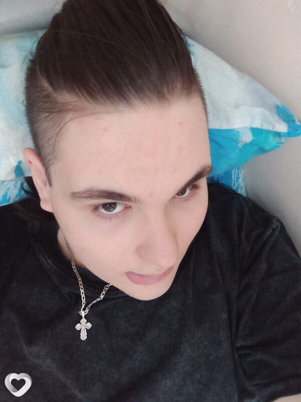 Санёк, 20, Благовещенске — анкета №3267896