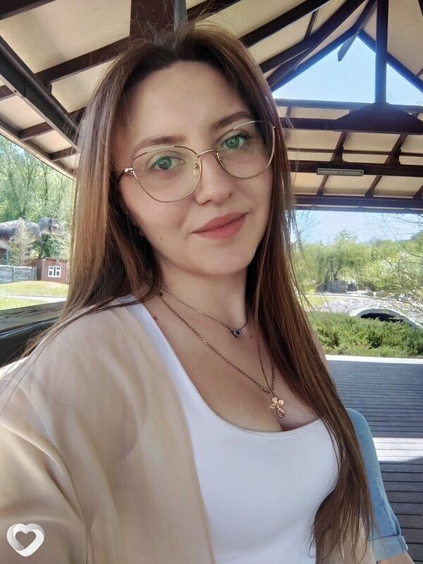 Алена, 22, Барнауле — анкета №3268032