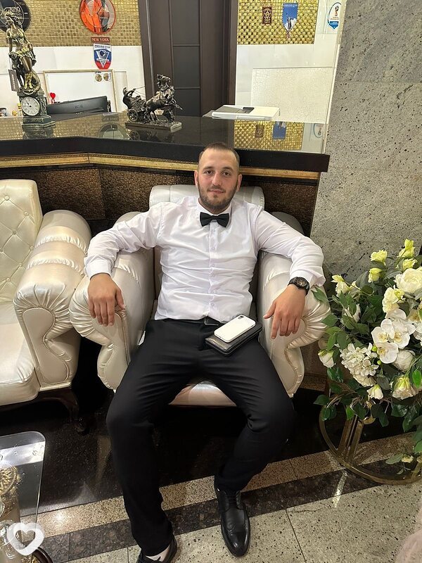 Артем, 33, Камышине — анкета №3268274