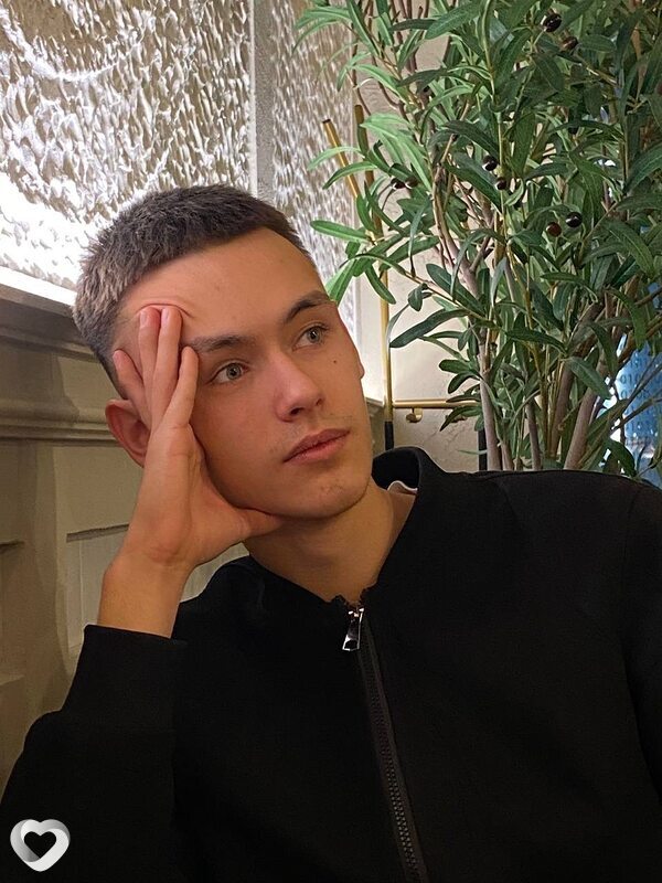 Богдан, 19, Казани — анкета №3269968