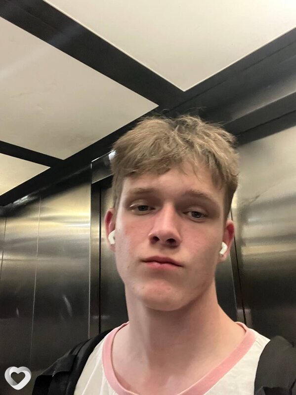 Семён, 19, Екатеринбурге — анкета №3269551