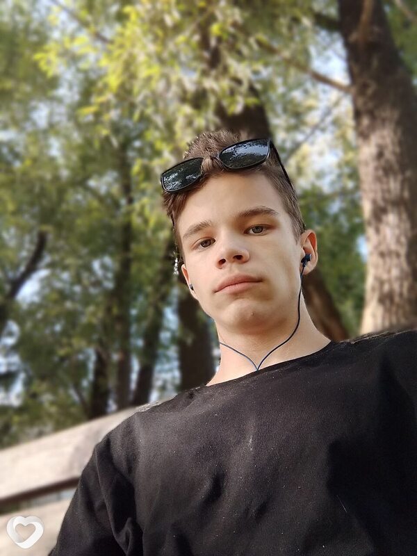 Александр, 19, Копейске — анкета №3270128