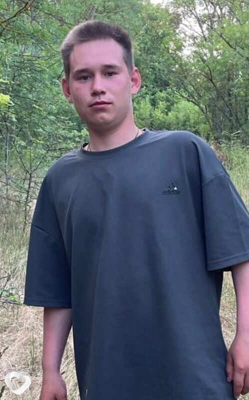 Юрий, 21, Казани — анкета №3270308