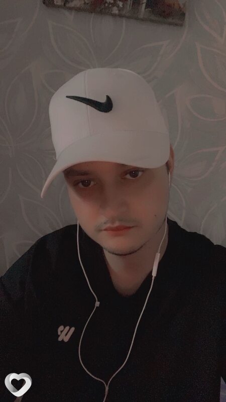Данил, 23, Южно-Сахалинске — анкета №3271035