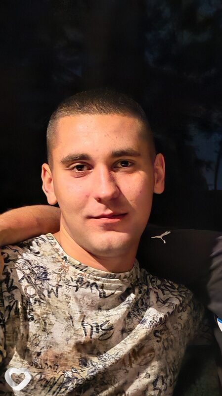 Анатолий, 24, Ростове-на-Дону — анкета №3271039