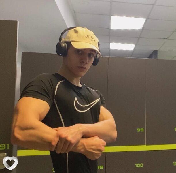 Герман, 20, Екатеринбурге — анкета №3270982